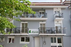 Balkón nebo terasa v ubytování AVOCADO Skiathos