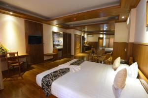 Televisyen dan/atau pusat hiburan di Hotel Sidney