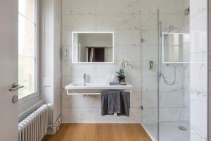 Koupelna v ubytování Hôtel du Théâtre, Boutique Hôtel