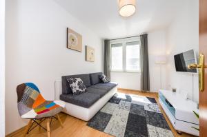 TV a/nebo společenská místnost v ubytování Apartman Lara