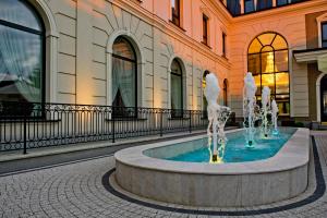 Fotografie z fotogalerie ubytování Hotel Mansor v destinaci Ząbki