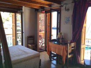 Gallery image of Captain's Suites in Symi