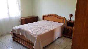 Ένα ή περισσότερα κρεβάτια σε δωμάτιο στο Charmante maison climatisée Vedene - Avignon avec piscine +14 φωτογραφίες