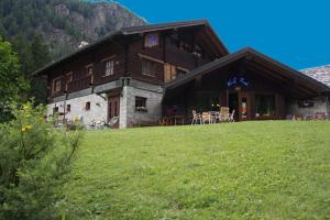 Gallery image of Hotel California in Champoluc