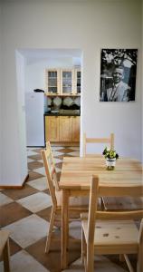 Kuchyň nebo kuchyňský kout v ubytování Dům bratří Čapků + 33 fotografií