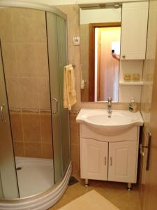 Ванная комната в Apartments Pilić