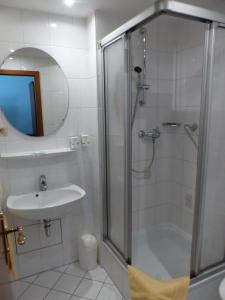 Ein Badezimmer in der Unterkunft Hotel Dorotheenhof