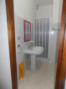 Kylpyhuone majoituspaikassa Appartamenti Alessio