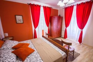 Postel nebo postele na pokoji v ubytování Phiros B&B