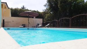 Bazén v ubytování Villas Simag nebo v jeho okolí