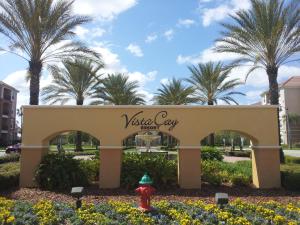 Ein Garten an der Unterkunft Orlando Resort Rentals at Universal Boulevard