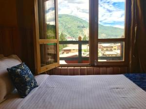 Splošen pogled na gorovje oz. razgled na gore, ki ga ponuja hotel