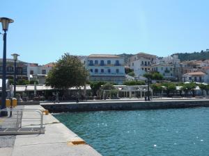 Gallery image of Adonis Rooms in Skopelos Town