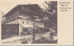 Budova, v ktorej sa hotel nachádza