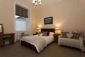 Foto de la galería de Cedars Guest House en Aberdeen