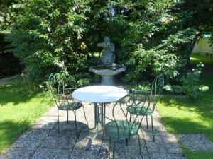 En hage utenfor Hotel Weismann