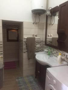 Ett badrum på Il rifugio di Crucoli