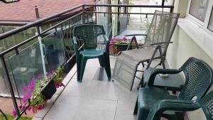 A balcony or terrace at Aheloy Apartments
