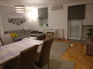 Posedenie v ubytovaní Apartman Luna near Zagreb Airport