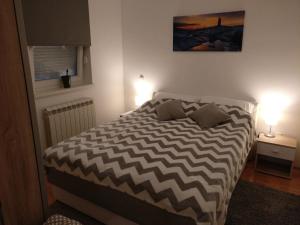 Posteľ alebo postele v izbe v ubytovaní Apartman Luna near Zagreb Airport
