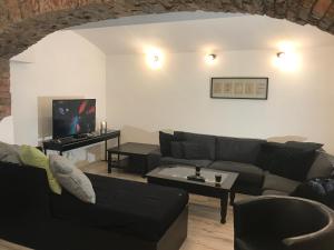 Posezení v ubytování Big Homebase with Billardtable