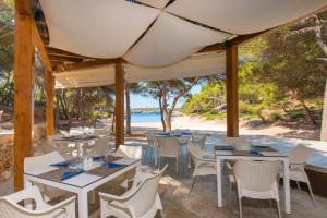 Kép Iberostar Waves Club Cala Barca All Inclusive szállásáról Portopetróban a galériában