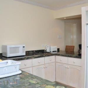 Кухня или мини-кухня в Rostrevor Hotel
