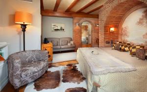 A seating area at Hotel Boutique Maribel (Adult Only)
