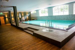 Bazén v ubytování Grand Hotel Ter Duin nebo v jeho okolí