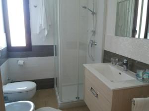 A bathroom at Tesori del Salento