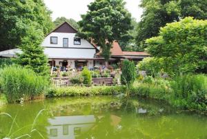 Gallery image of Hotel Ruhekrug in Schleswig