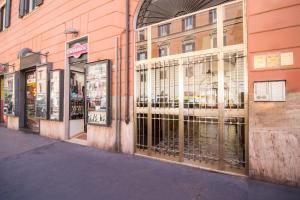ローマにあるApartment very close to S Peter square, few minutes walk to metro Aのギャラリーの写真