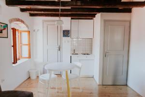 Kuchyň nebo kuchyňský kout v ubytování Casa Milina