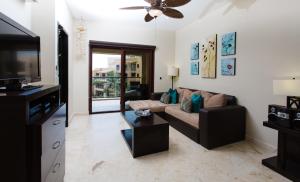 Gallery image of Oceanfront el Faro Surf 302 in Playa del Carmen