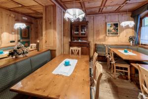 Posezení v ubytování Hotel La Montanina