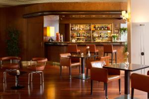 Lounge alebo bar v ubytovaní Starhotels Cristallo Palace