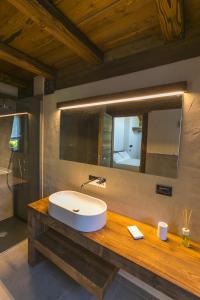 Koupelna v ubytování B&B Lo Matsòn