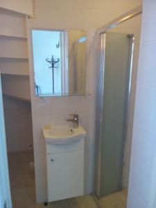 Phòng tắm tại Brown Amber +4 ảnh