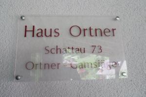 ルスバッハ・アム・パス・クシュットにあるHaus Ortnerの社内インターネットカメラを読み取るサイン
