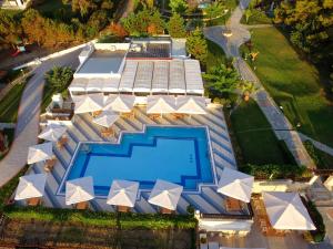 Басейн в Aegean Melathron Thalasso Spa Hotel або поблизу