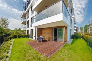 Vonkajšia záhrada v ubytovaní Apartamenty Sun & Snow Gdańsk Bursztynowa