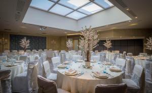 Gallery image of Harbour Hotel in Galway