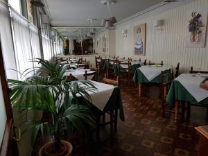 Restaurace v ubytování Hostal pachin