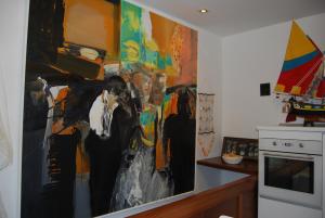 キオッジャにあるArt apartmentの台所壁画