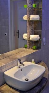 Ένα μπάνιο στο 777 Apartaments