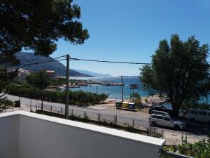 Příroda nedaleko apartmánu + 12 fotografií