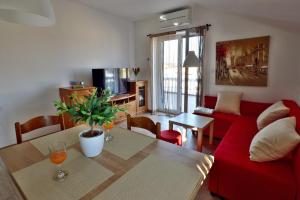 Posedenie v ubytovaní Apartmani Julija