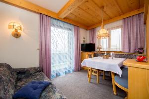 Μια τηλεόραση ή/και κέντρο ψυχαγωγίας στο Haus Diana