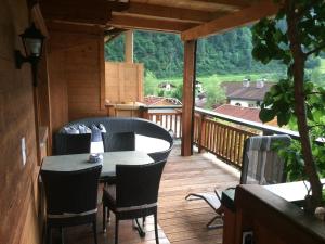 Balkon lub taras w obiekcie Ferienwohnungen am Riedanger