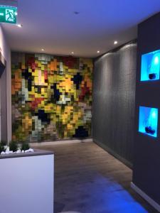 TV a/nebo společenská místnost v ubytování NovaHotel